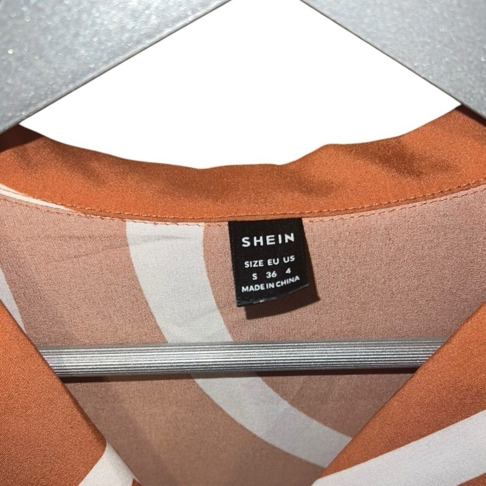 SHEIN Geometric Print Button Down Blouse Orange White Small - Picture 5 of 5